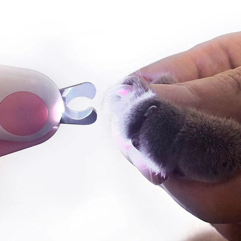 LED Illuminated Pet Nail Clipper
